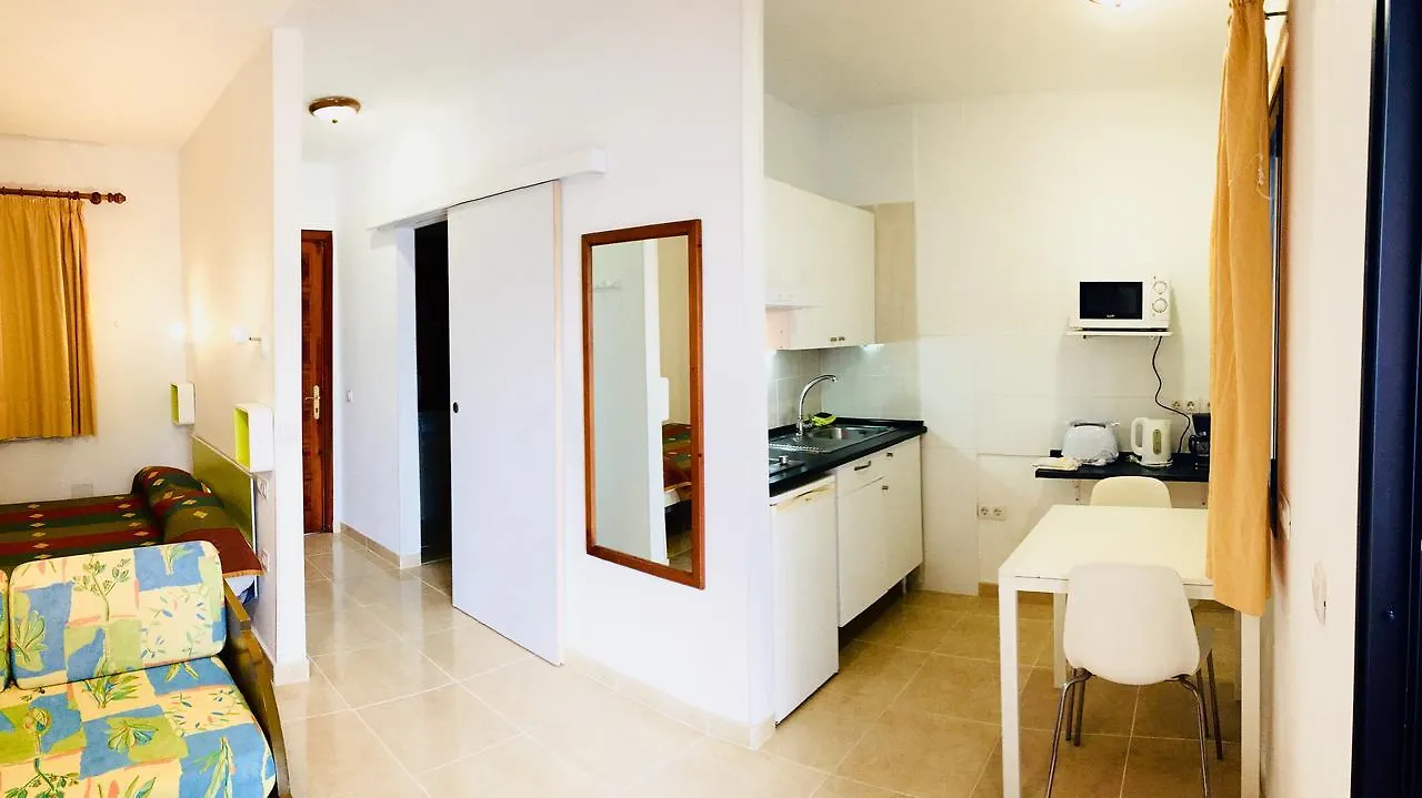 Apartamentos Maribel Puerto del Carmen  0*, Puerto del Carmen (Lanzarote) Spain